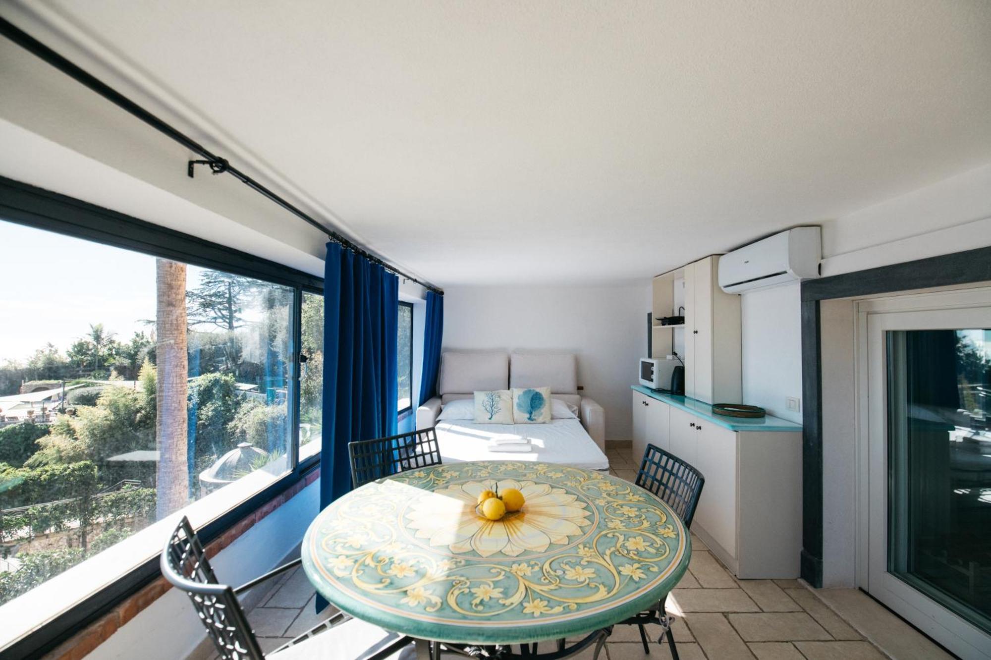 Bayview Apartment - Taormina Holidays Bagian luar foto